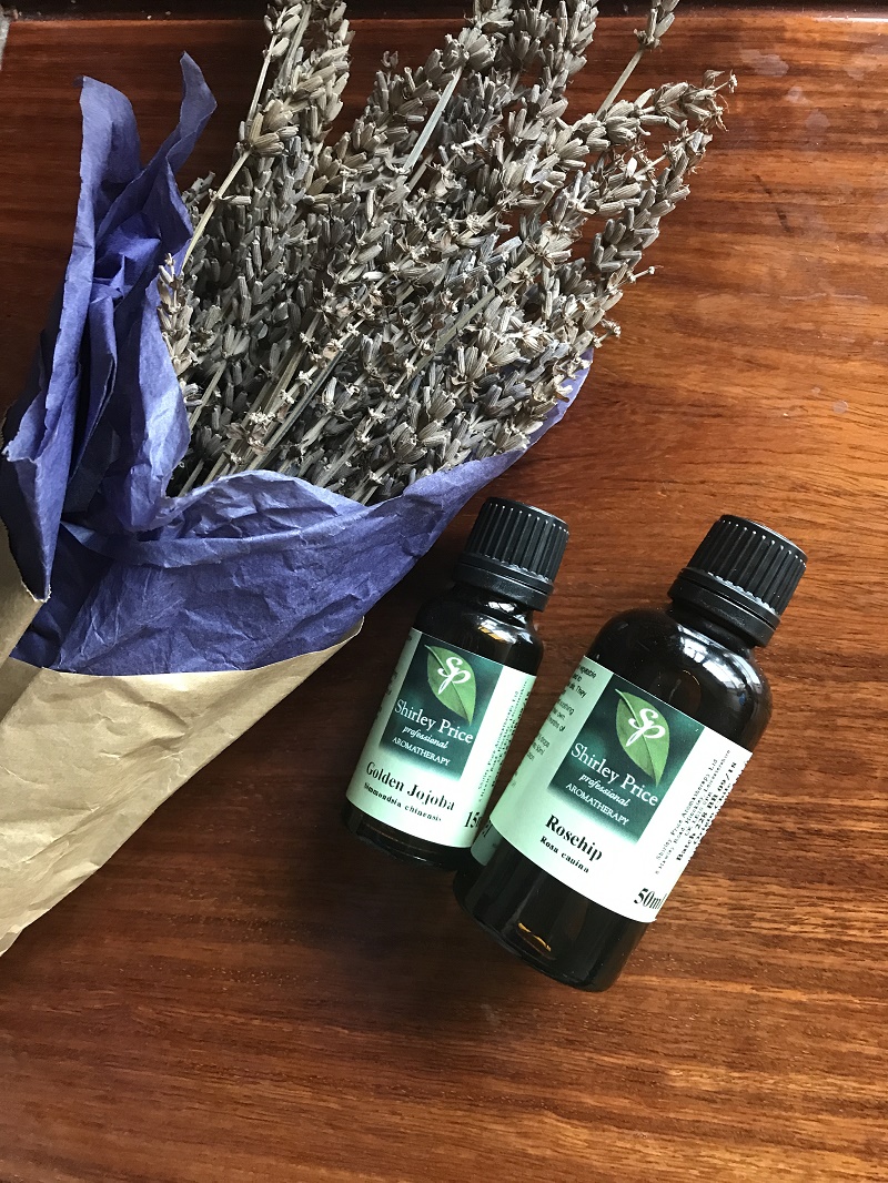 讓植物油說故事 荷荷巴油